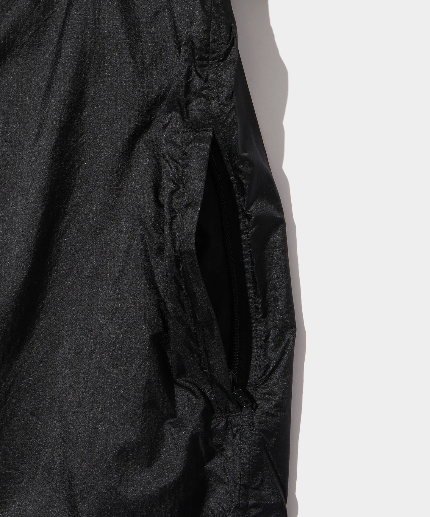 MALBON SHERIDAN NYLON QUARTER ZIP BLACK