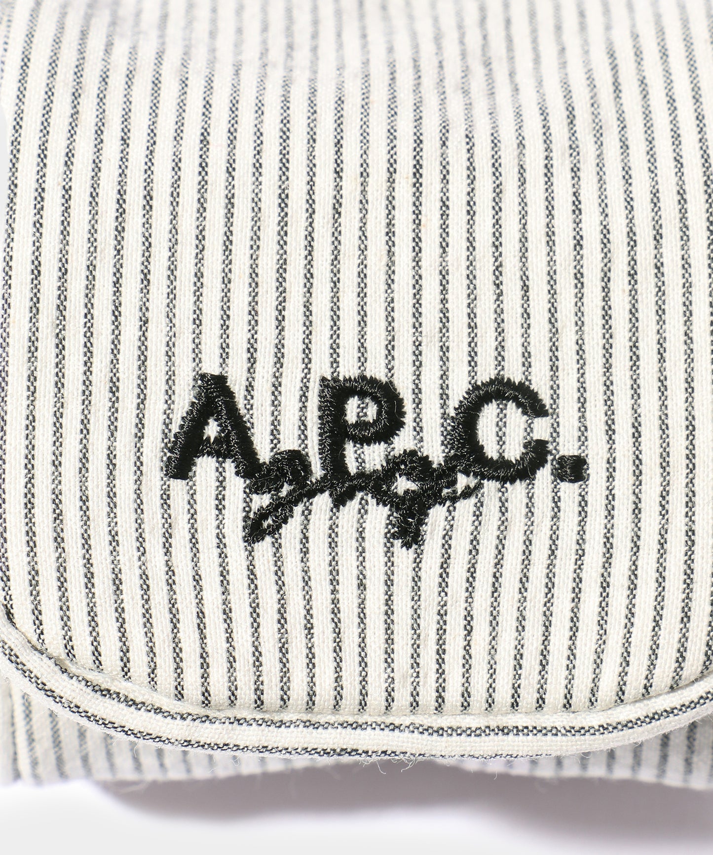 A.P.C.GOLF Blair Ball Pouch WHITE