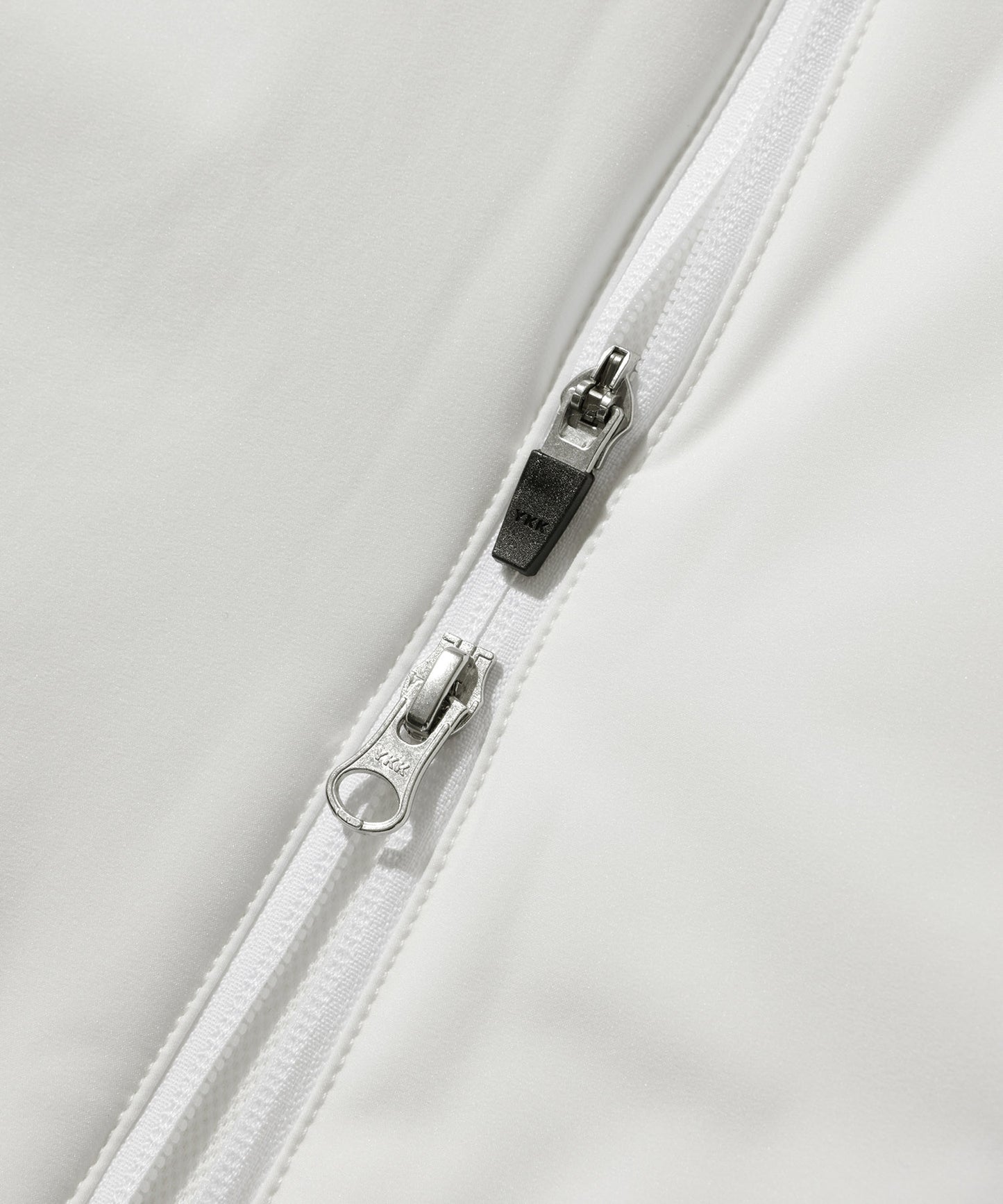 PADDING ZIP-UP VEST WHITE