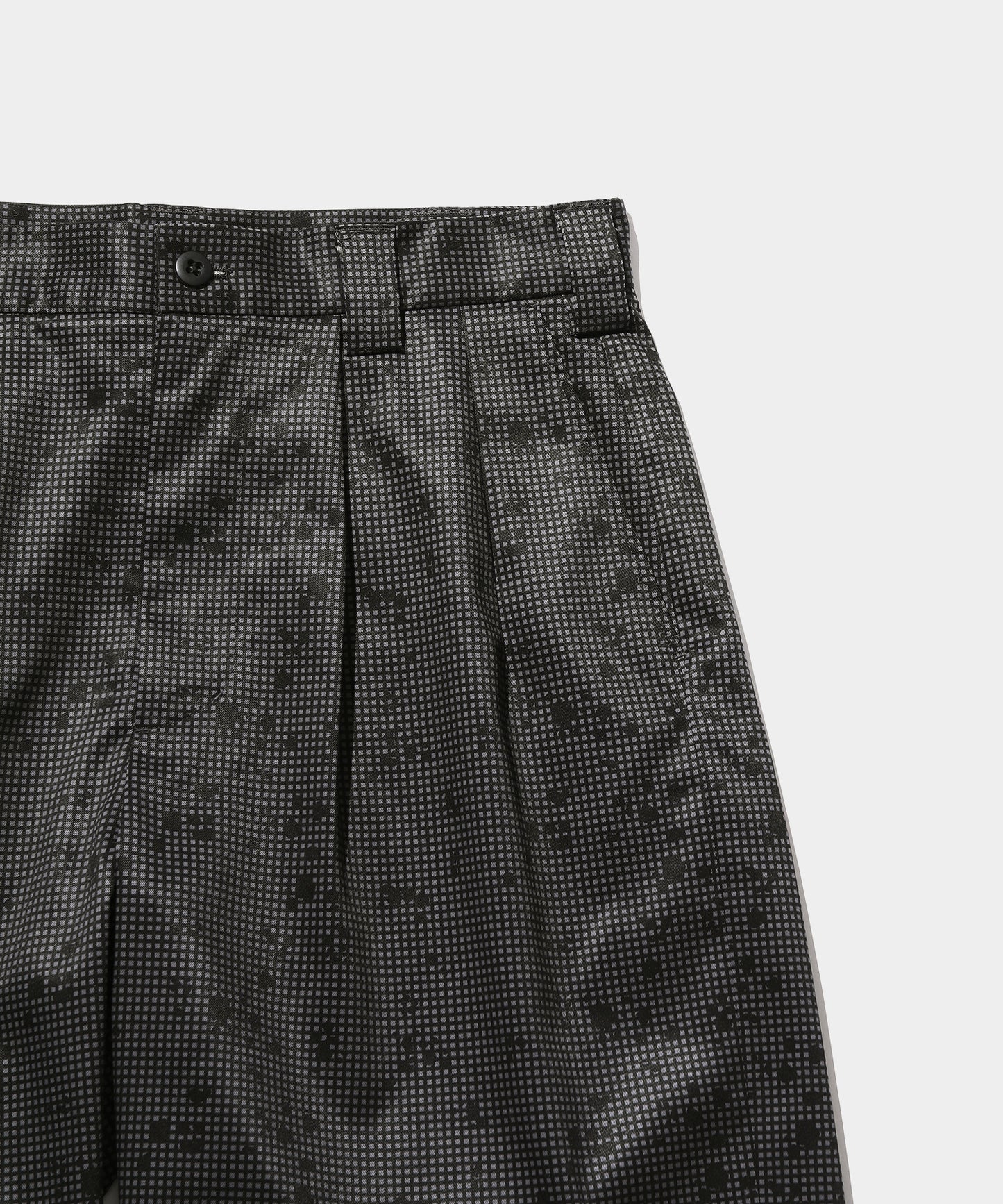 Nightvisioncamo tuck shorts CHARCOAL