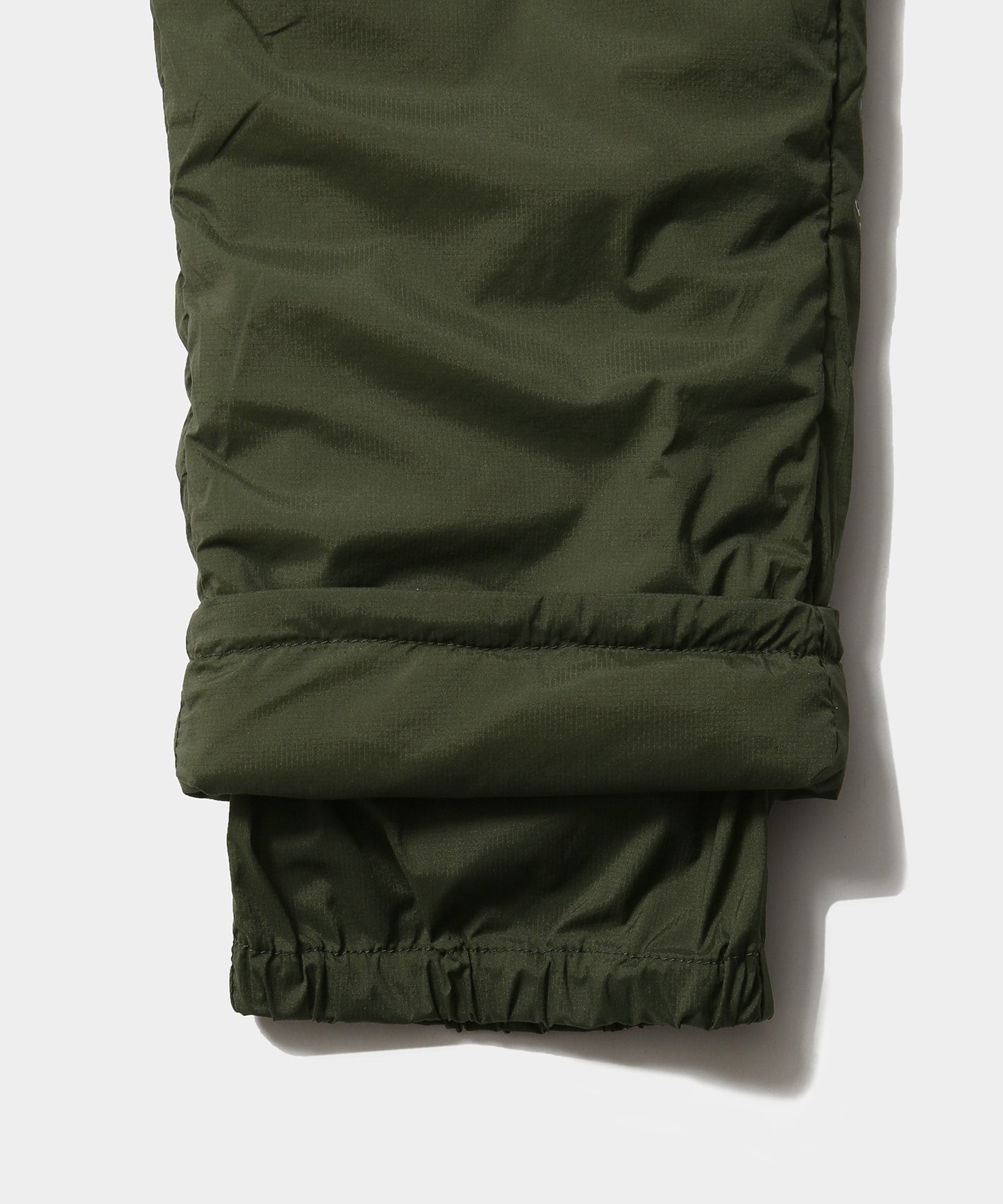 NYLON RIP PUFF LONG PANTS OLIVE